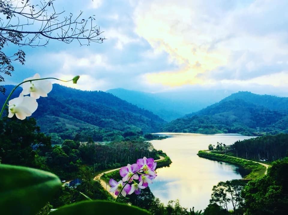 Baanhatsompaen Homestay رانونغ المظهر الخارجي الصورة