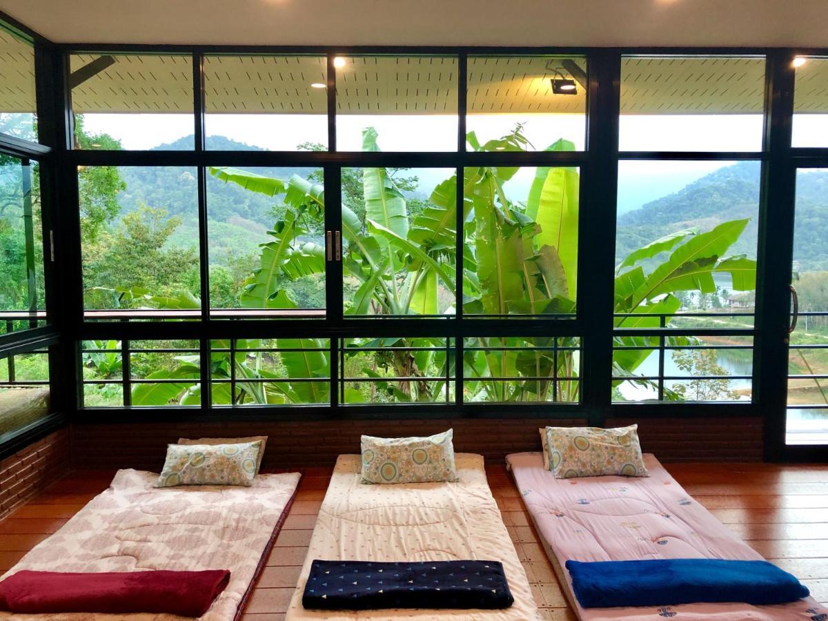 Baanhatsompaen Homestay رانونغ المظهر الخارجي الصورة
